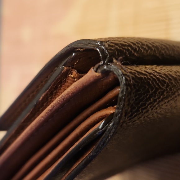 Louis Vuitton Wallet - Picture 10 of 13